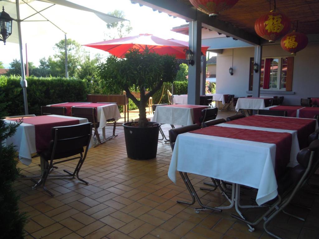 Hotel Cuulong Labarthe-Inard Εξωτερικό φωτογραφία
